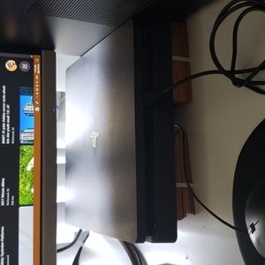 PlayStation 4 slim 1TB has been factory reset so it is like new